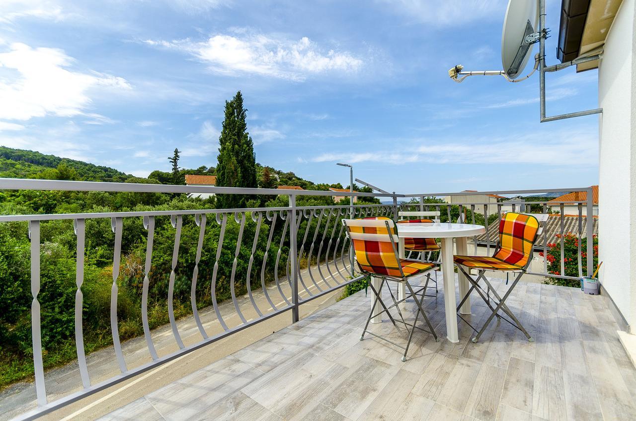 Apartments Mirko I Anda Donji Okrug  외부 사진