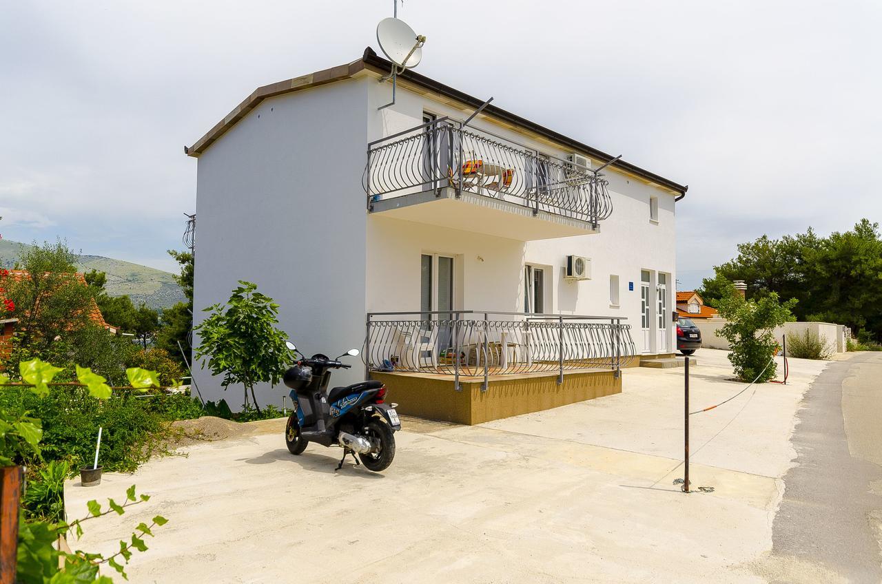 Apartments Mirko I Anda Donji Okrug  외부 사진