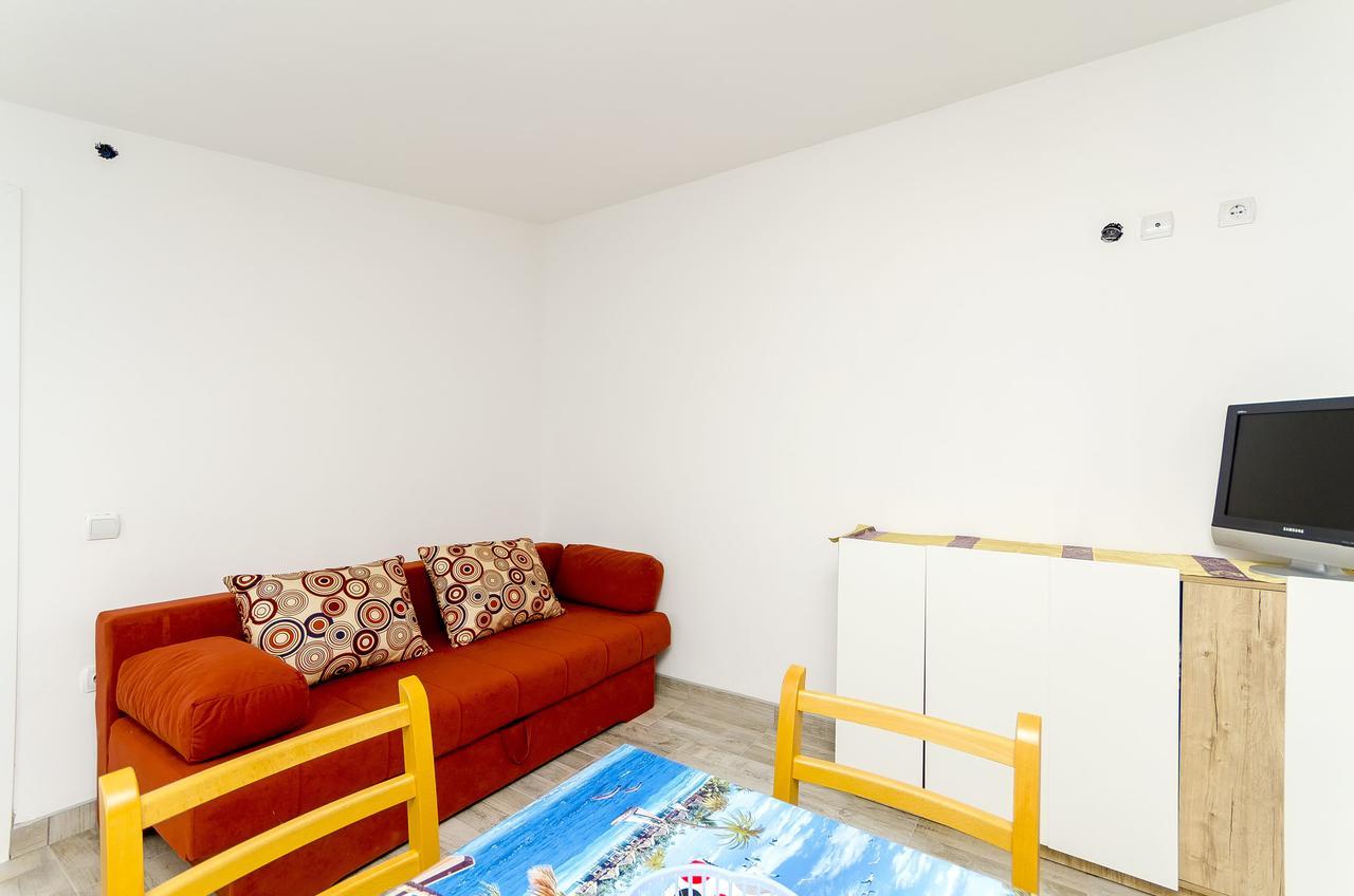 Apartments Mirko I Anda Donji Okrug  외부 사진